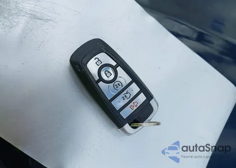 2017 Ford Fusion Energi Se Luxury z USA, uszkodzony, nr VIN 3FA6P0PU3HR106023